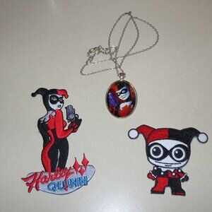 2 HARLEY QUINN FULLY EMBOIDERED NEW PATCHES & NECKLACE DC COMICS